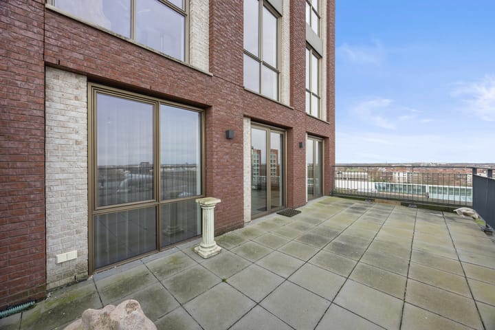 Foto 15 van Hofplein 56