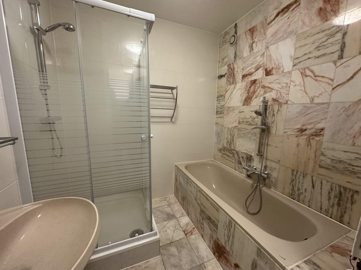 Photo 22 of Weena 911