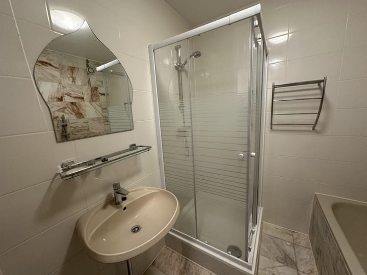 Photo 23 of Weena 911