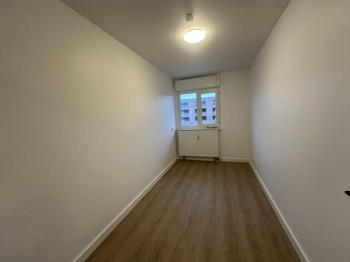 Photo 28 of Weena 911