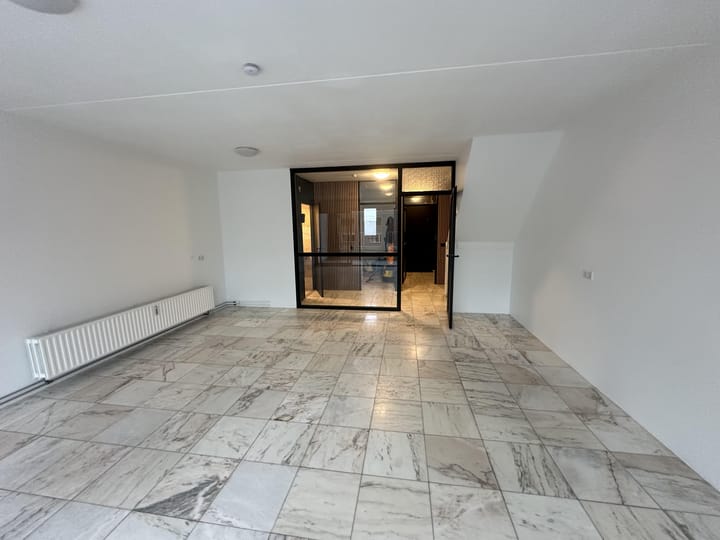 Photo 11 of Weena 911