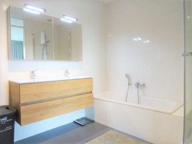 Foto 20 van Westerdijk 18-V