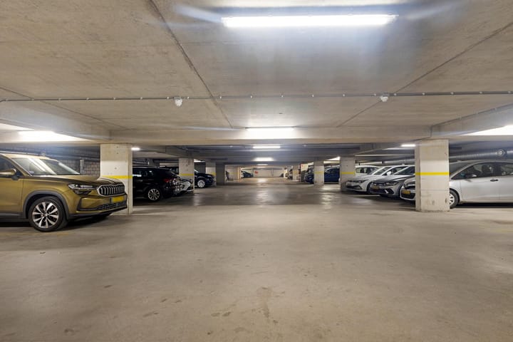 Photo 36 of Concourslaan 52