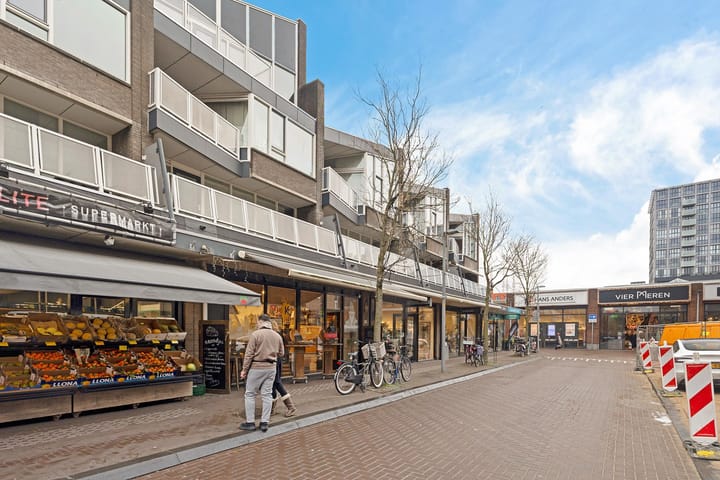 Photo 34 of Concourslaan 52