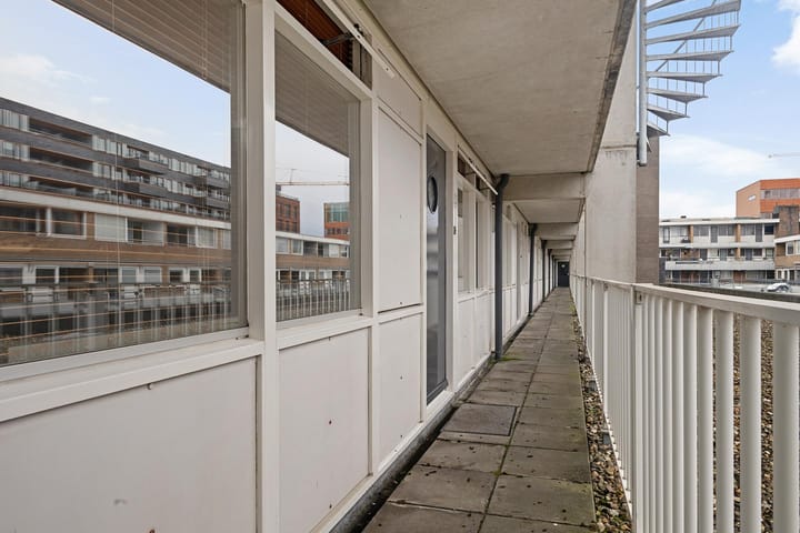 Photo 32 of Concourslaan 52