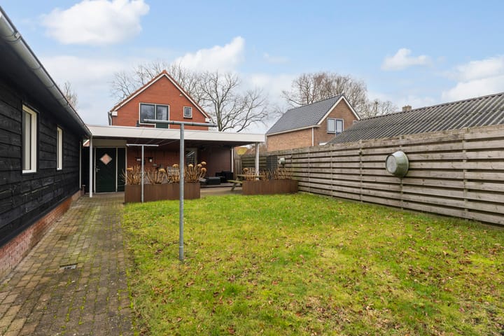 Photo 10 of Spekloane 18