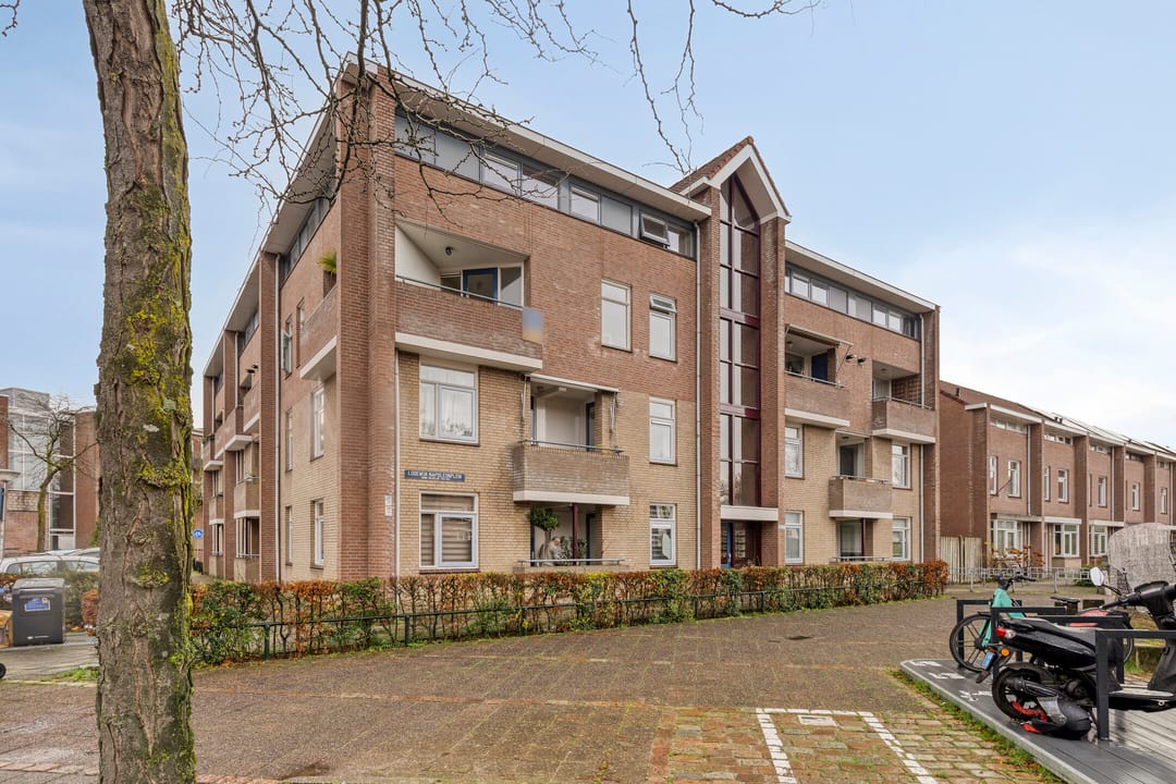 Photo 28 of Lodewijk Napoleonplein 23