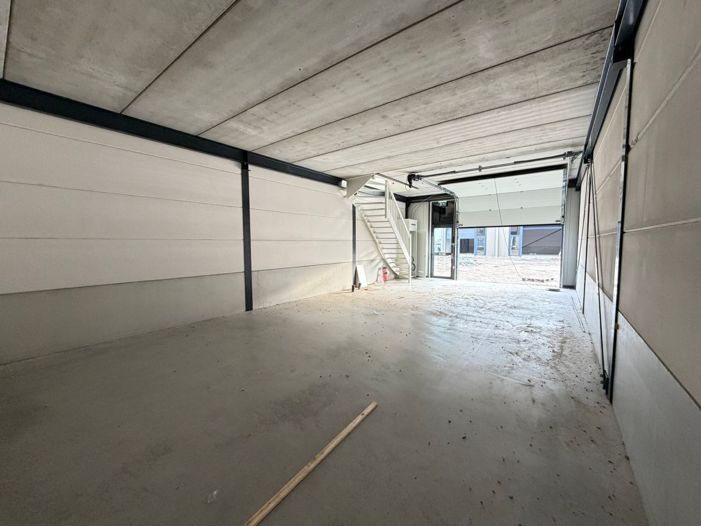 Bekijk foto 2 van Duisburgstraat 15