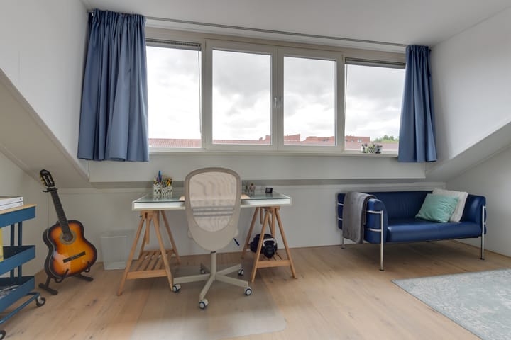 Foto 33 van Brederostraat 5