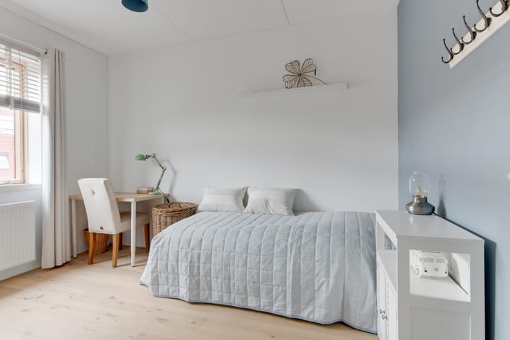 Foto 27 van Brederostraat 5