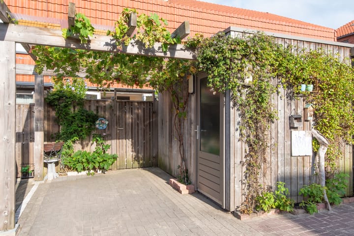 Foto 53 van Brederostraat 5