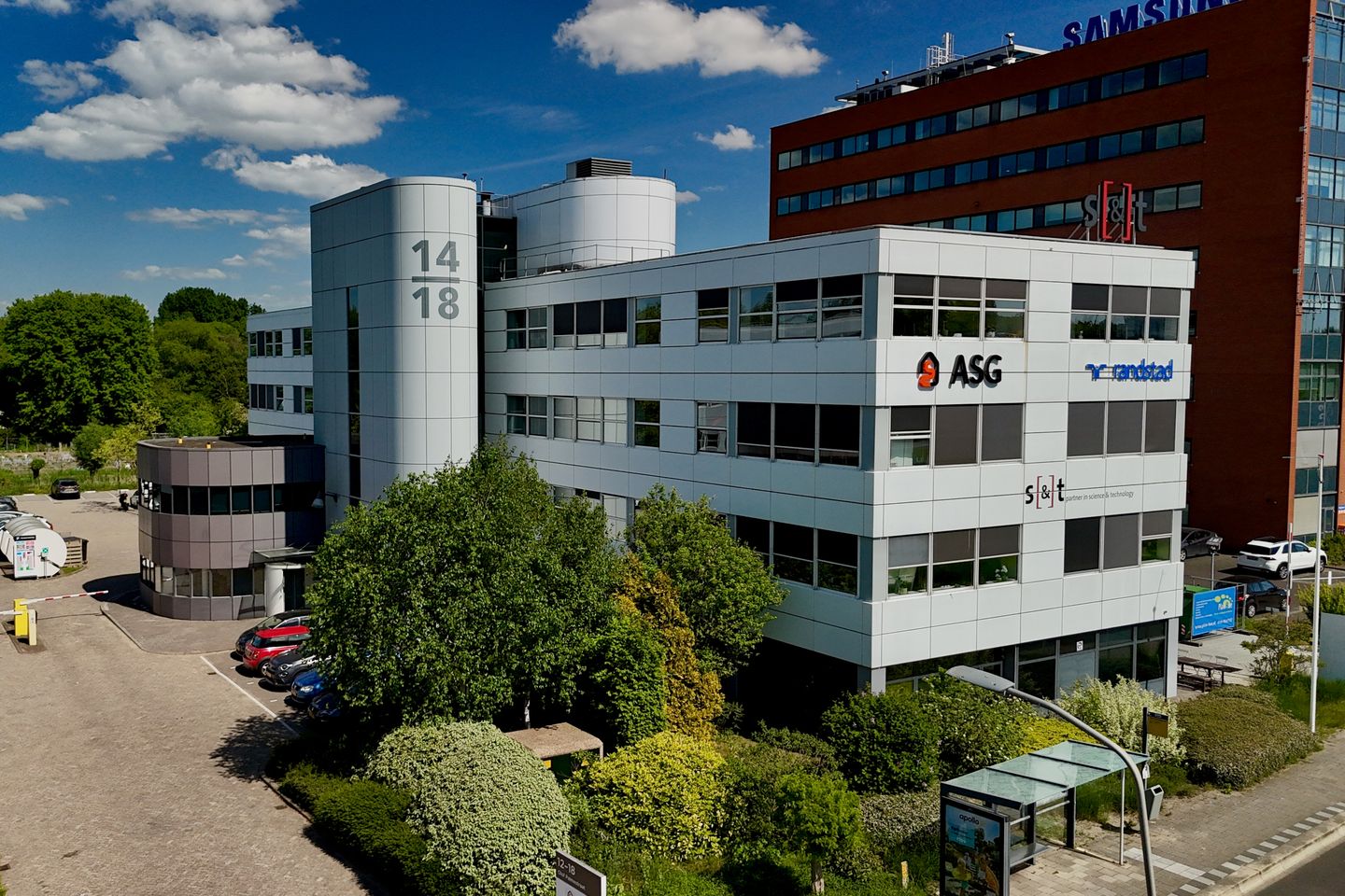 View photo 3 of Olof Palmestraat 12