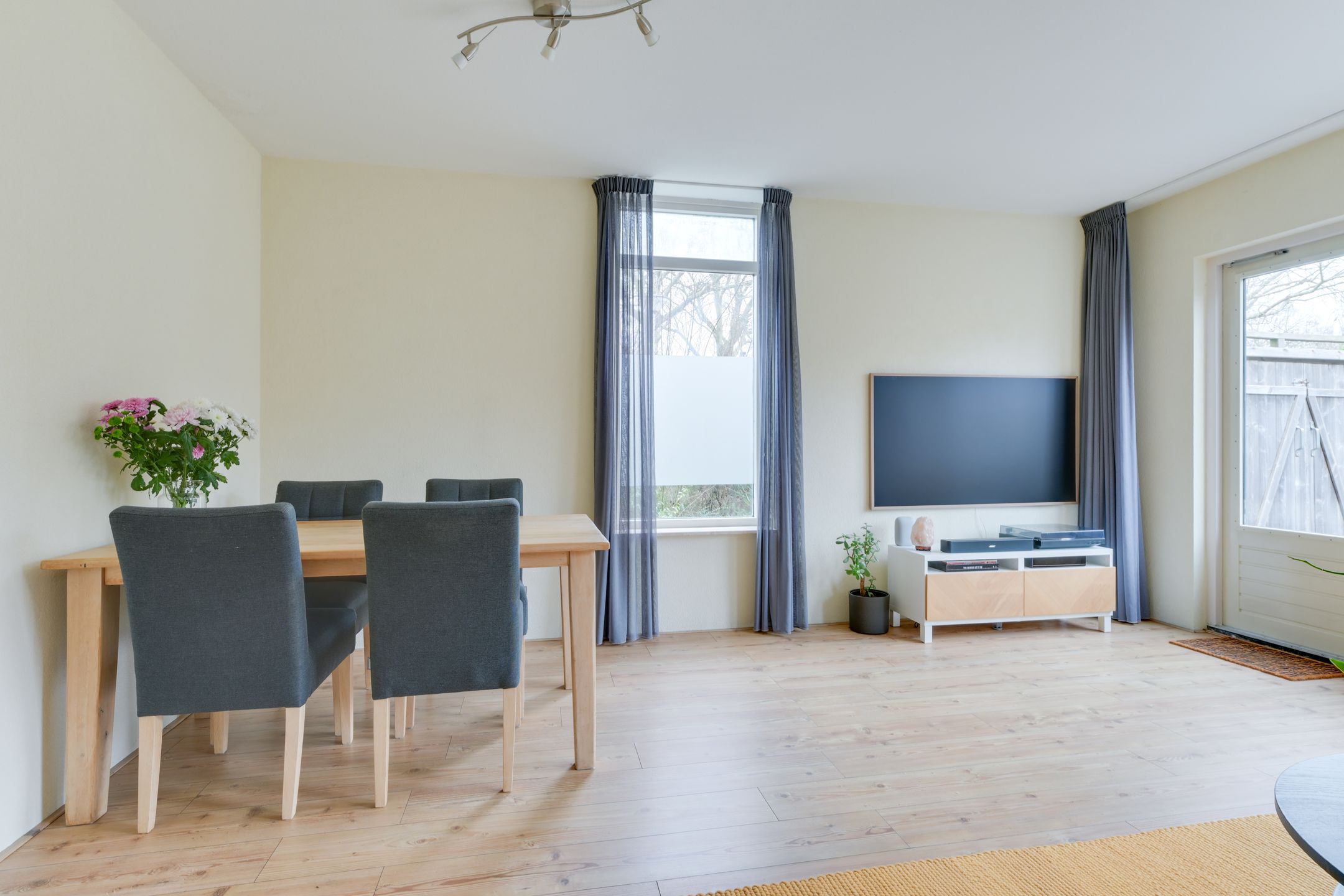 Photo 9 of Wolkammerstraat 1