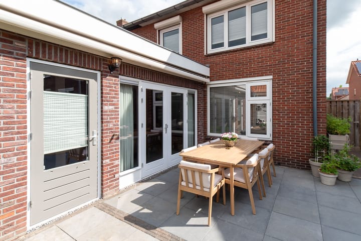 Photo 40 of Prins Mauritsstraat 4