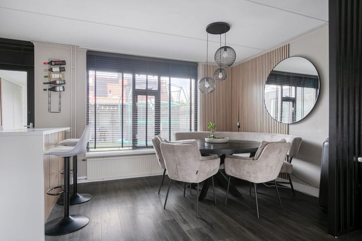 Foto 9 van Schokker 42