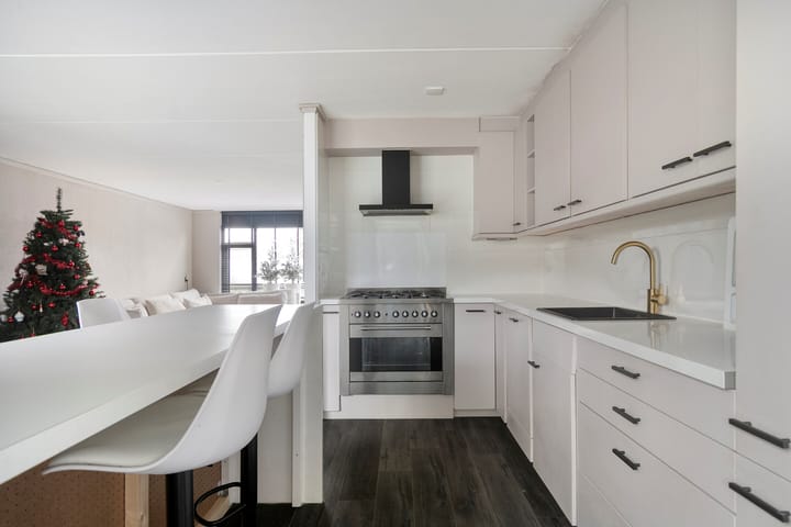 Foto 11 van Schokker 42