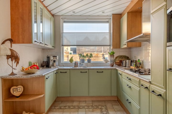 Foto 8 van Essenlaan 1