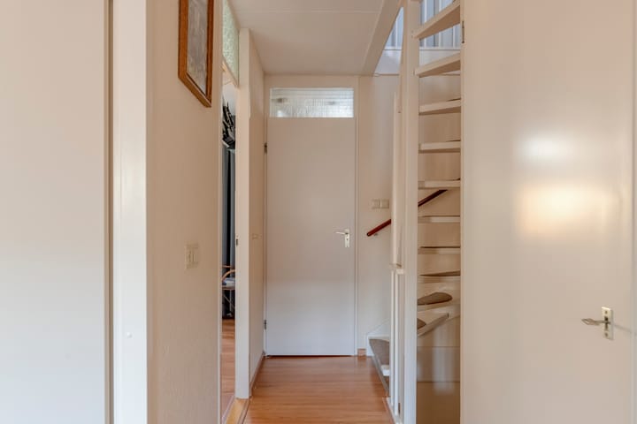 Foto 13 van Essenlaan 1