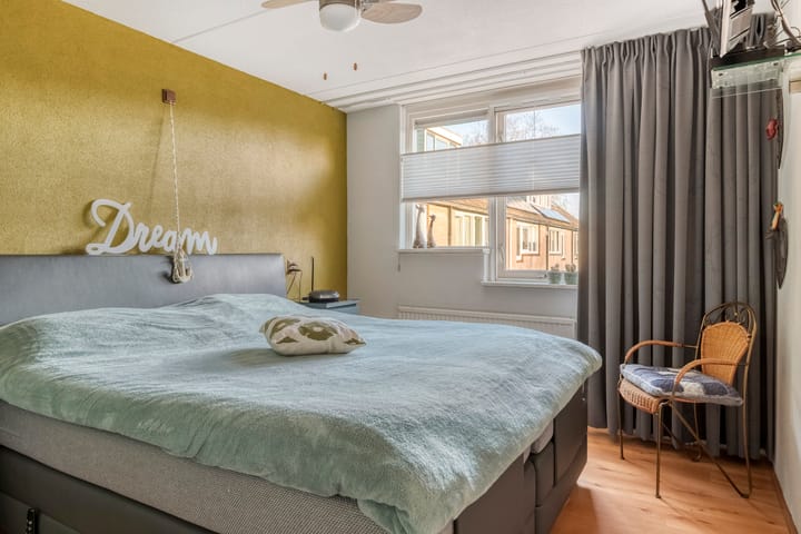 Foto 16 van Essenlaan 1