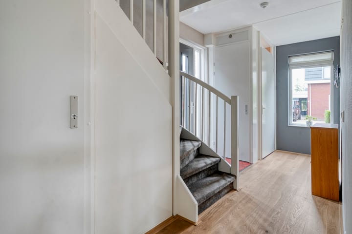 Foto 13 van Weegbree 17