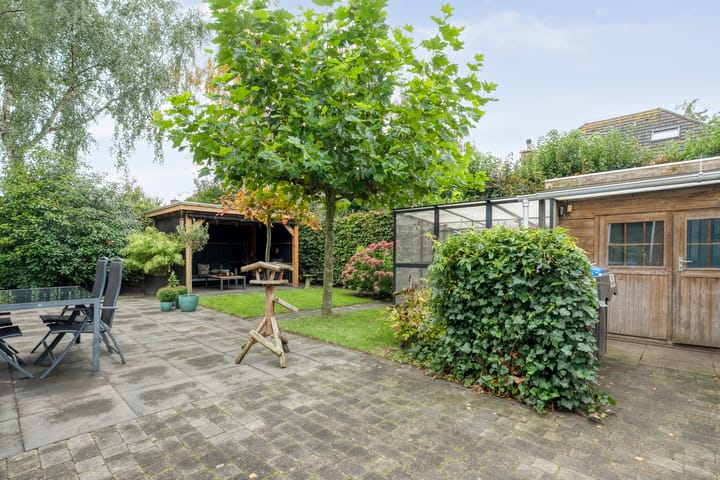 Foto 32 van Weegbree 17