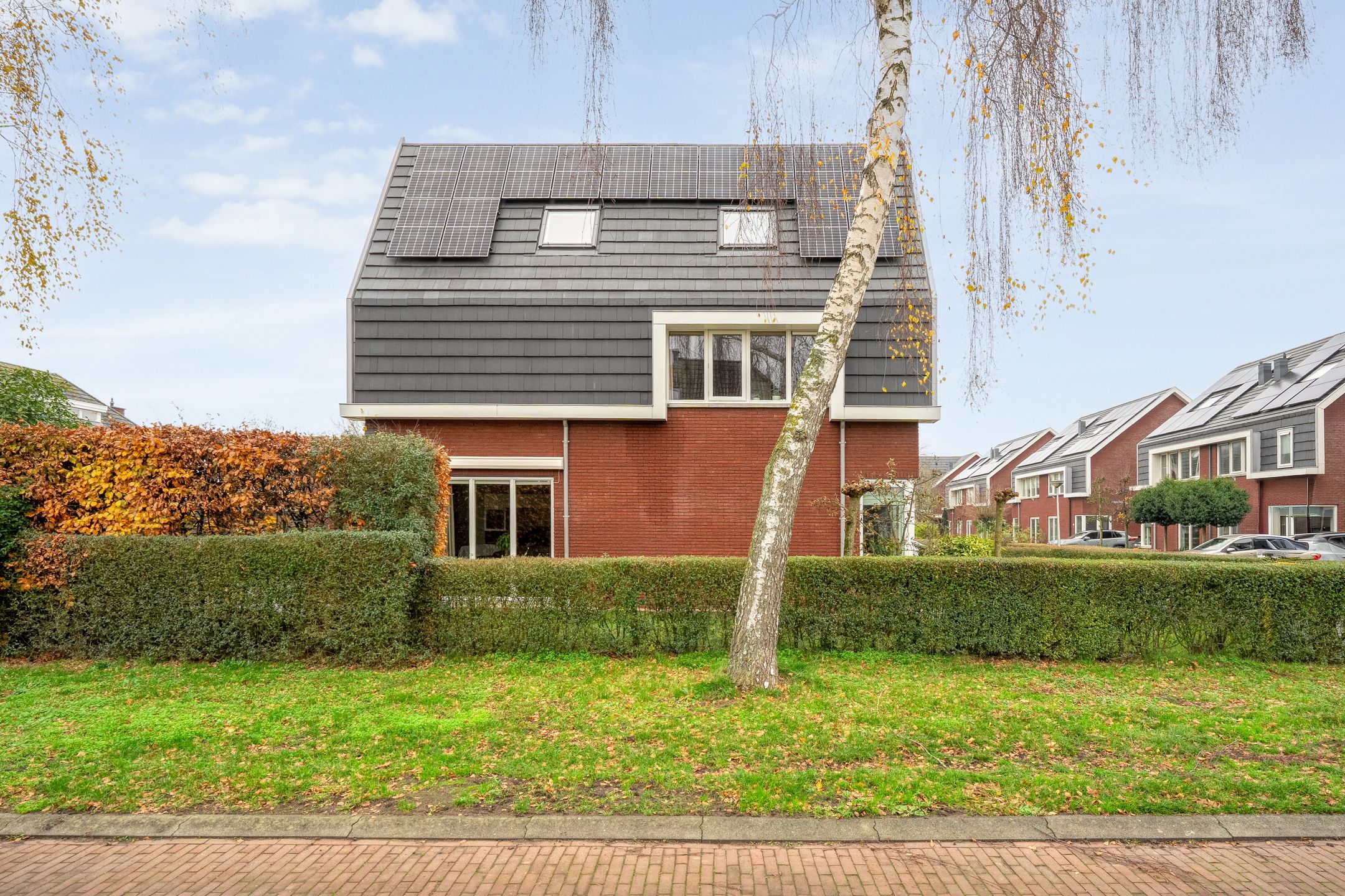 Foto 39 van Weegbree 17