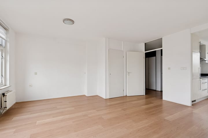 Foto 14 van Haarlemplein 42