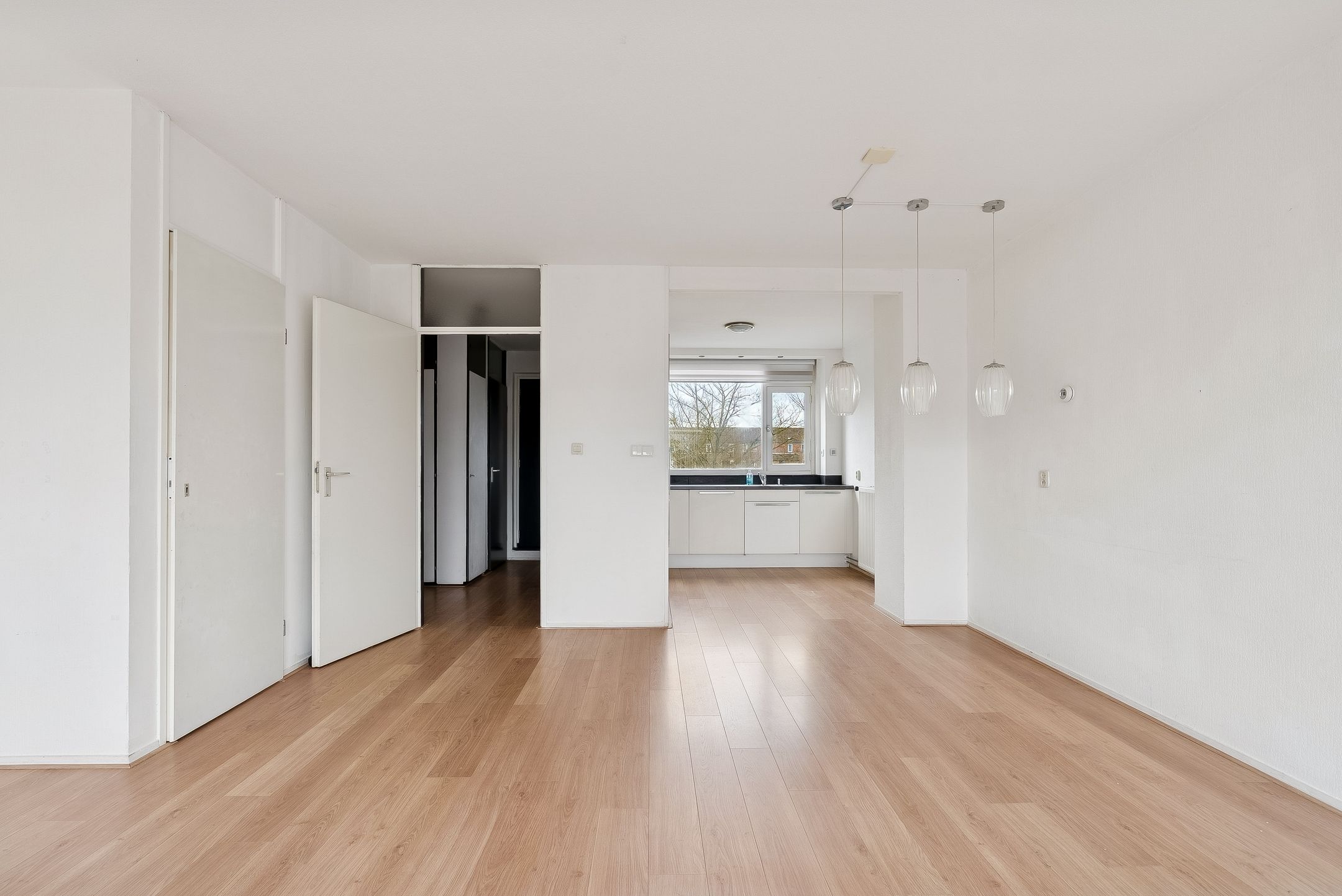 Foto 15 van Haarlemplein 42