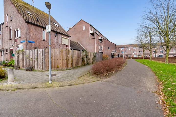 Foto 34 van Haarlemplein 42