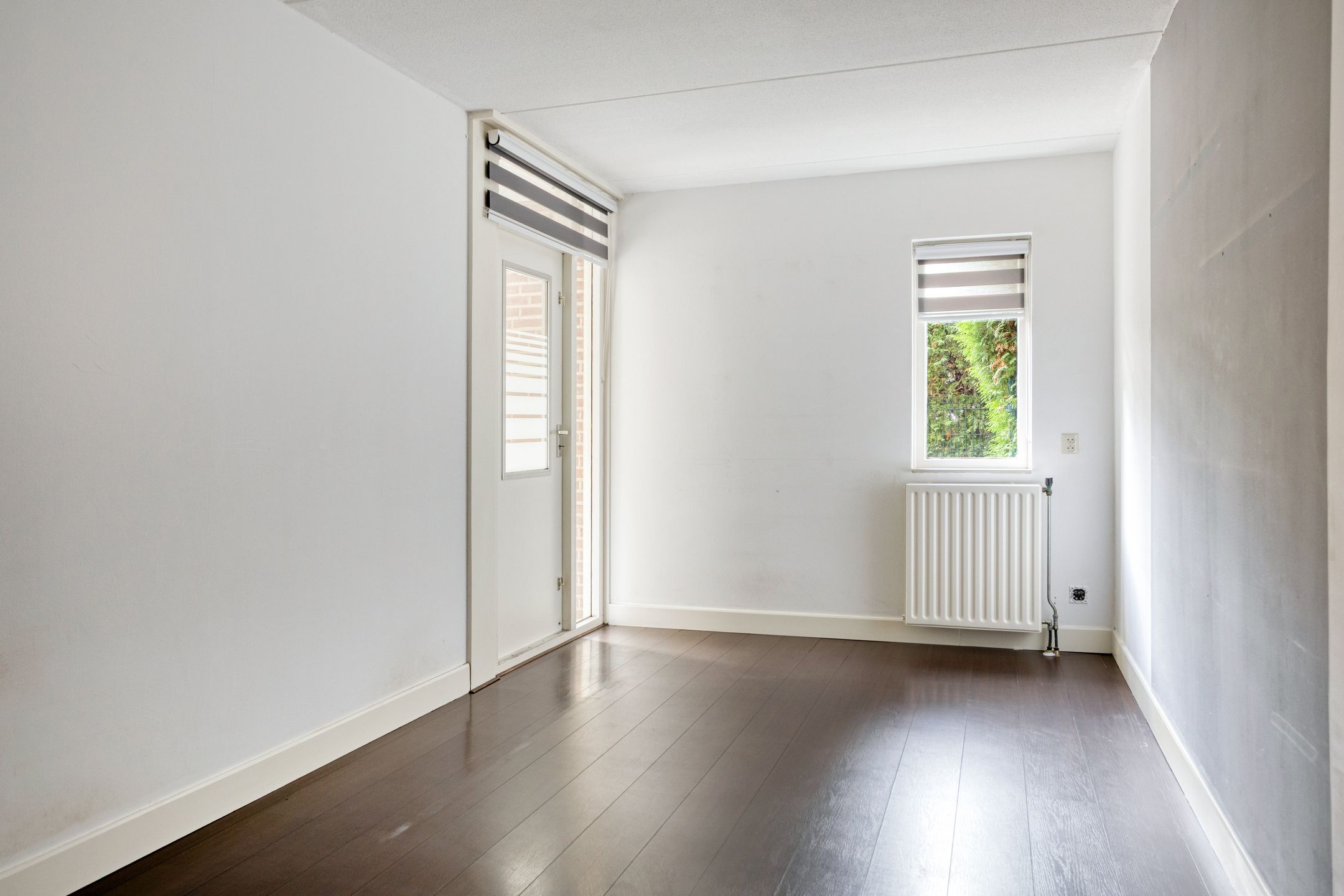 Photo 12 of Wilhelminastraat 205