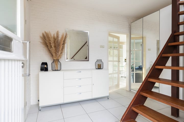 Photo 3 of Goedroenstraat 1