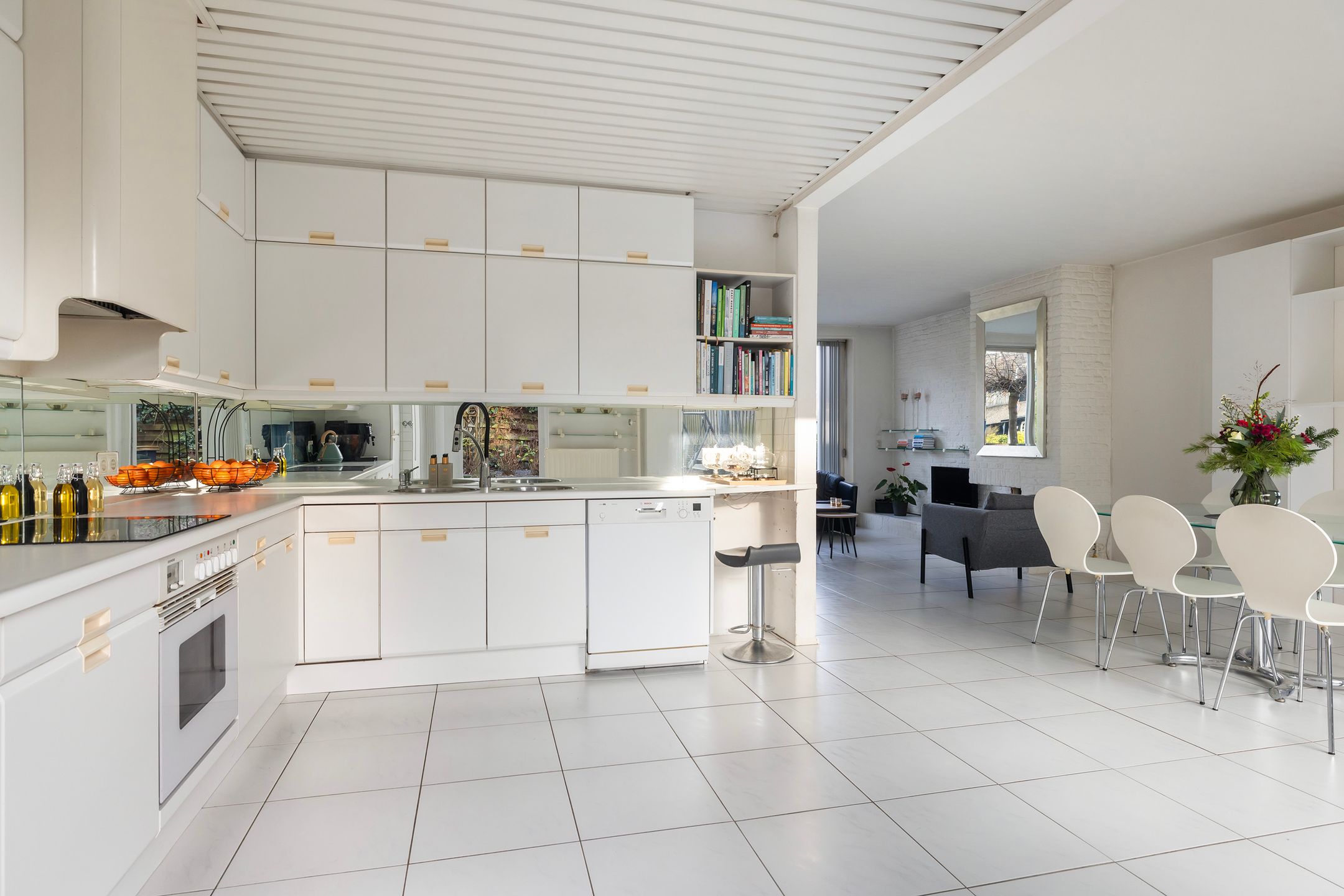 Photo 15 of Goedroenstraat 1