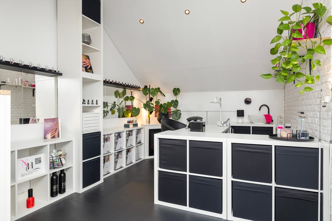 Photo 23 of Goedroenstraat 1