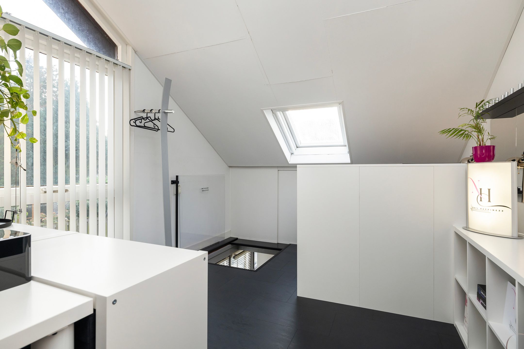 Photo 24 of Goedroenstraat 1