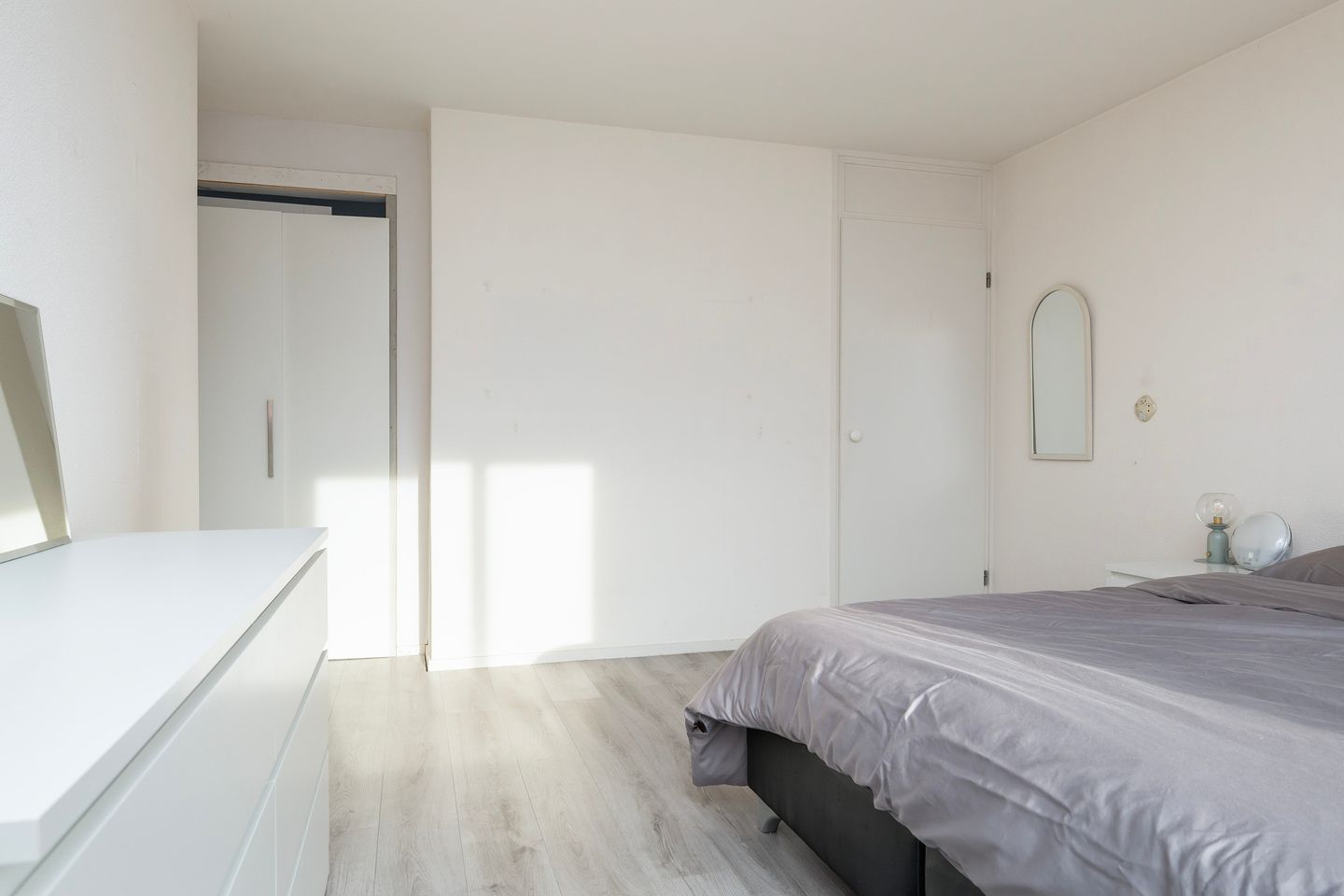 Photo 29 of Goedroenstraat 1