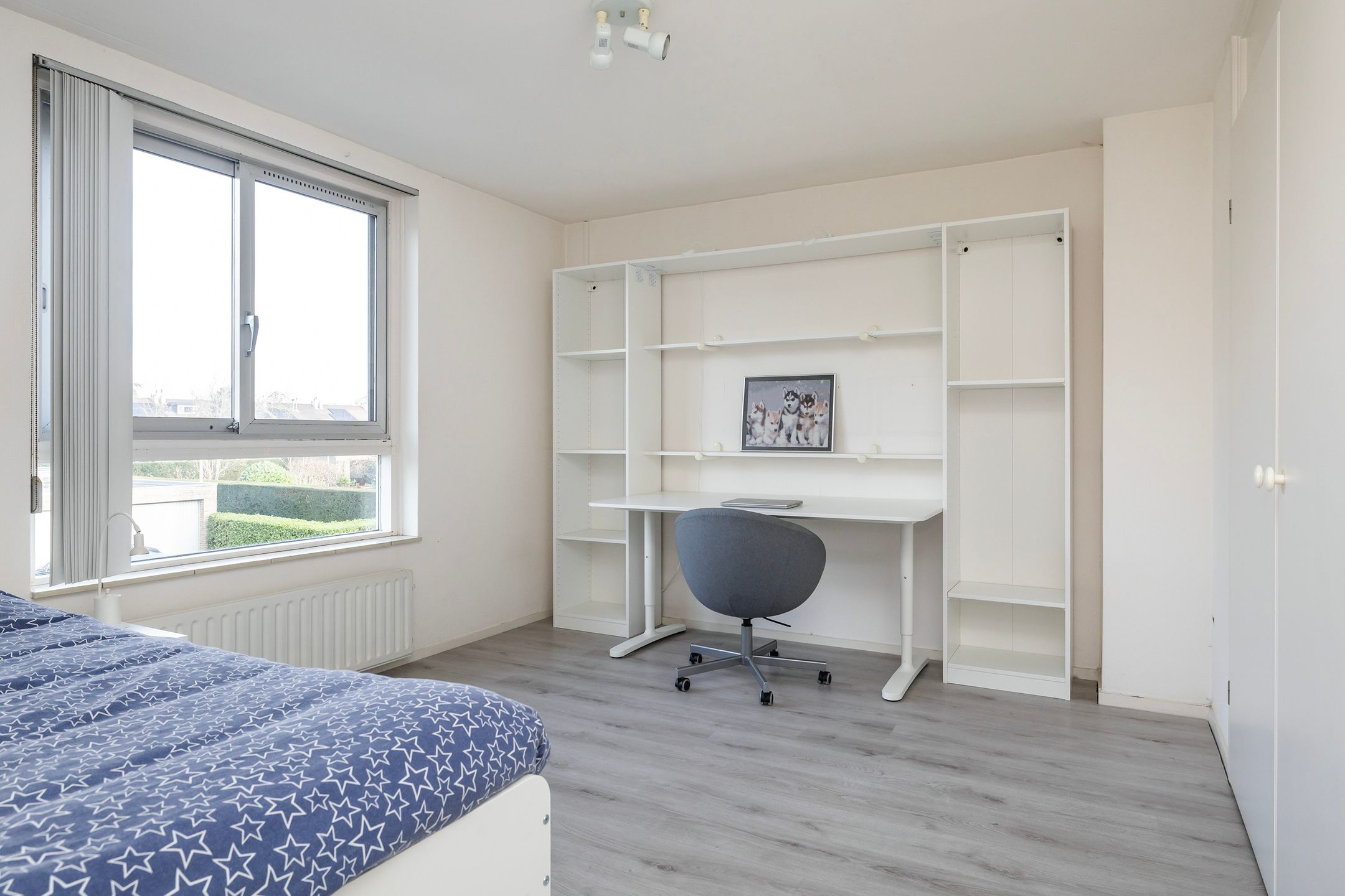 Photo 30 of Goedroenstraat 1