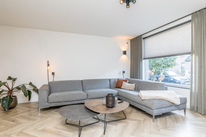 Photo 9 of Streekstraat 8