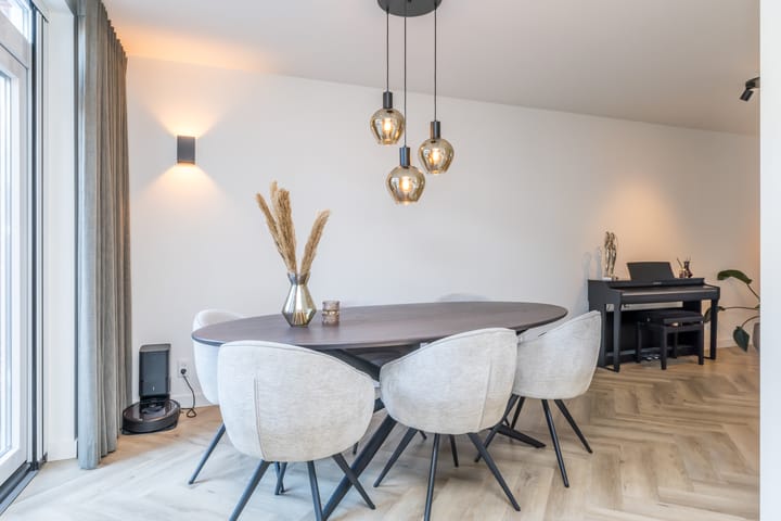 Photo 15 of Streekstraat 8