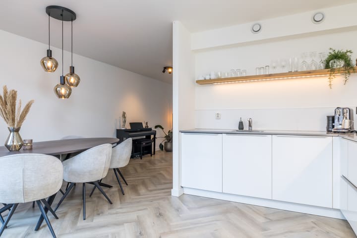 Photo 16 of Streekstraat 8