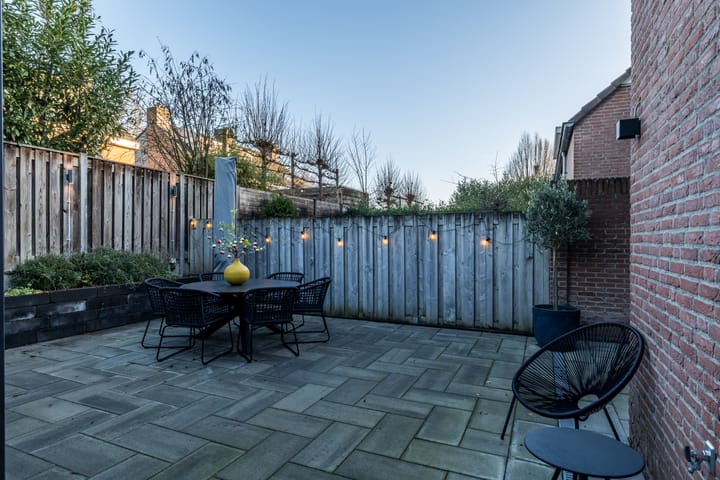 Photo 35 of Streekstraat 8