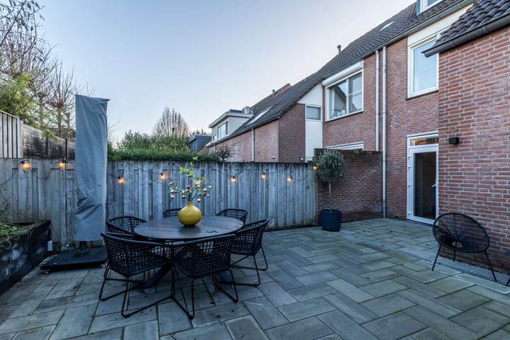 Photo 40 of Streekstraat 8