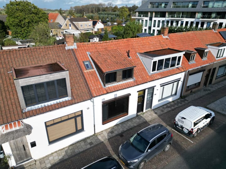 Foto 18 van St. Annastraat 24