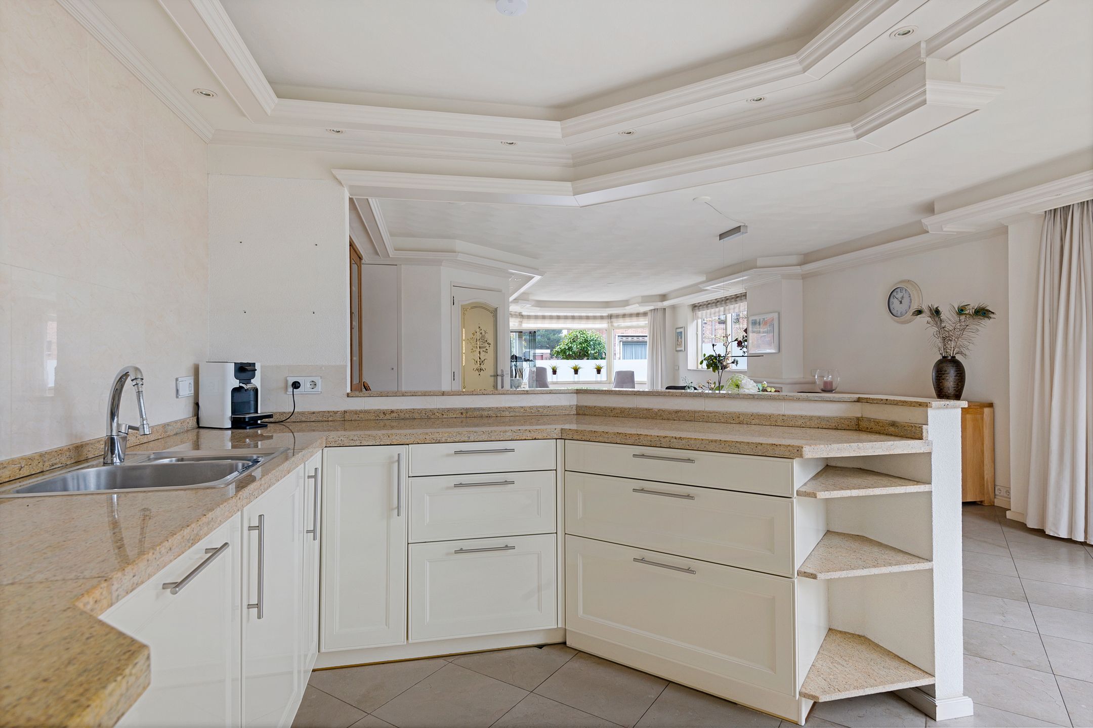 Foto 15 van Parallelweg 5