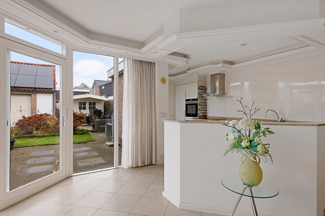 Foto 11 van Parallelweg 5