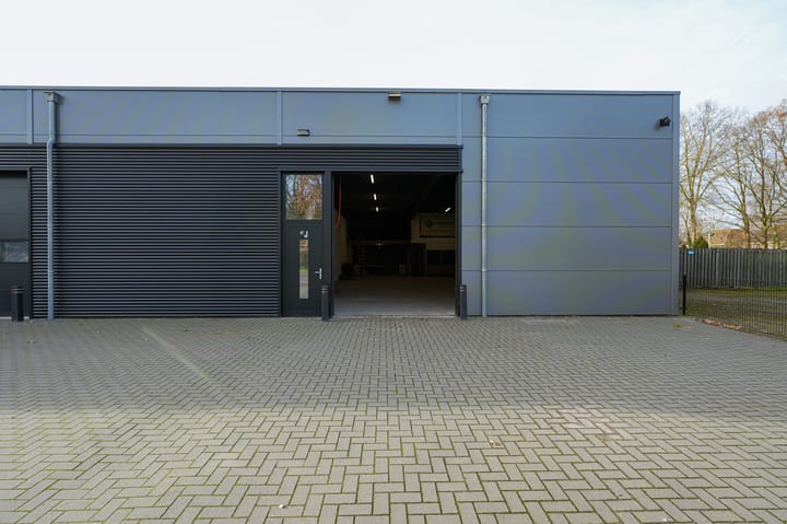 Oranjelaan 42-j, Beek en Donk