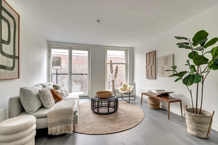 Photo 8 of Sint Anthoniestraat 15-A