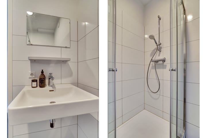 Photo 18 of Sint Anthoniestraat 15-A