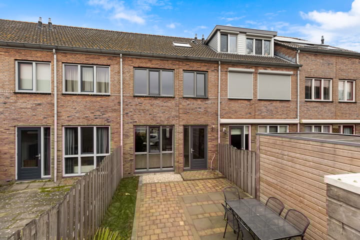 Foto 9 van Kerkweg 27-B