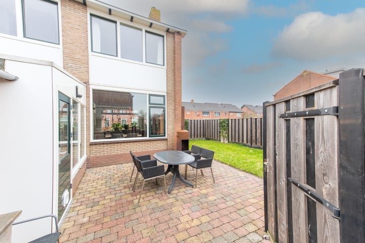 Photo 34 of Wagenaarstraat 15