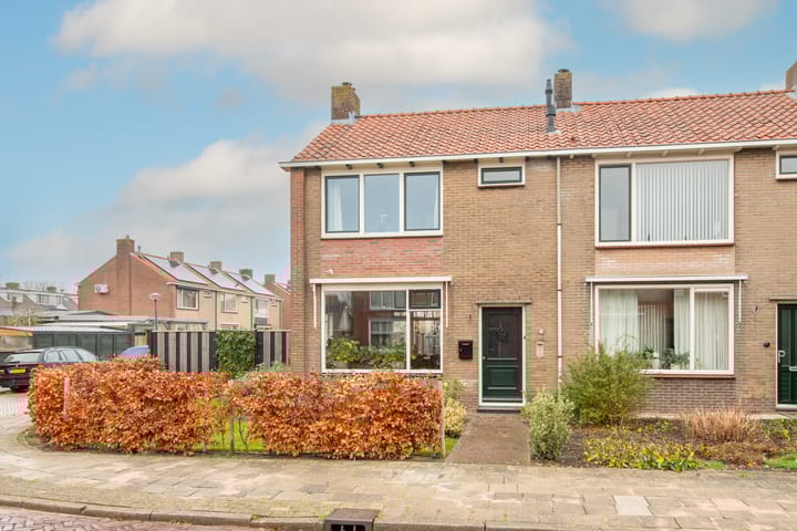 Photo 39 of Wagenaarstraat 15